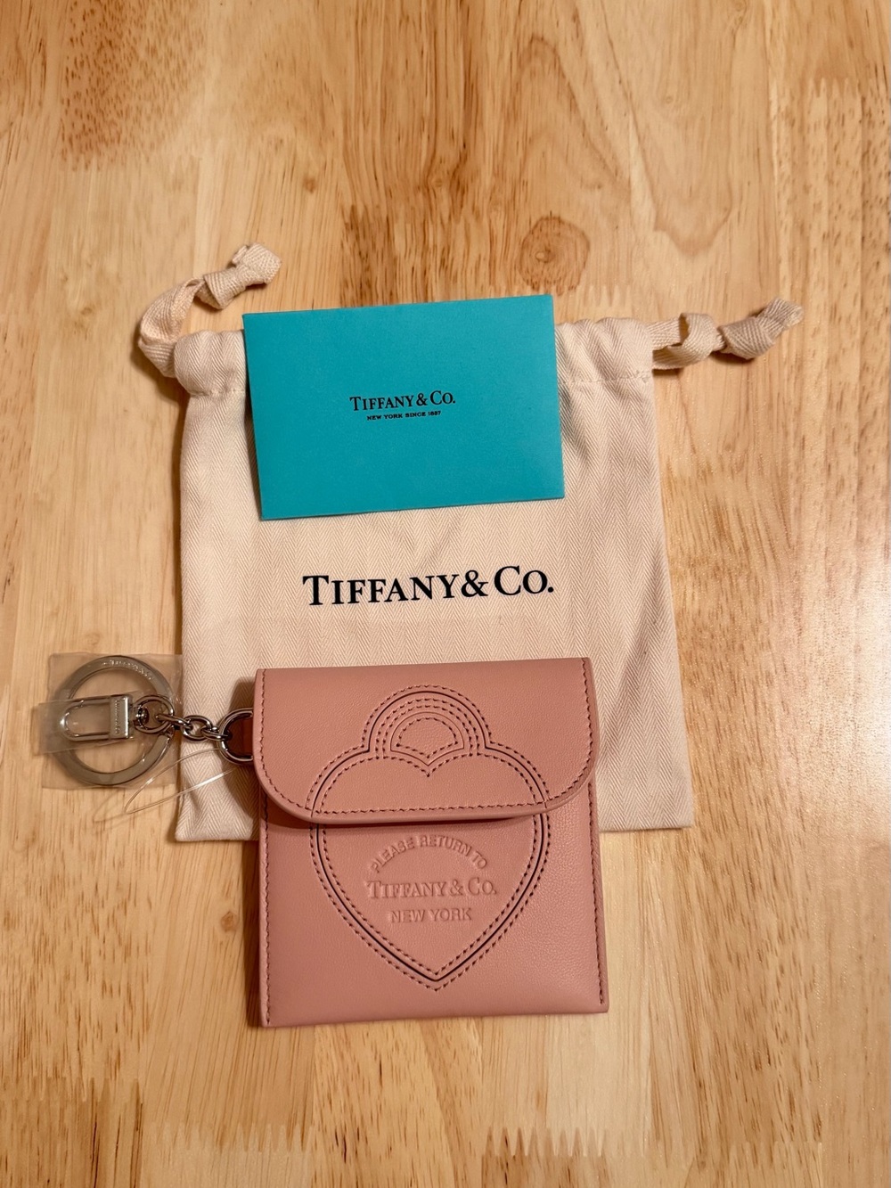 Tiffany & Co. Pale Pink Leather Heart Coin Pouch - Picture 2 of 4